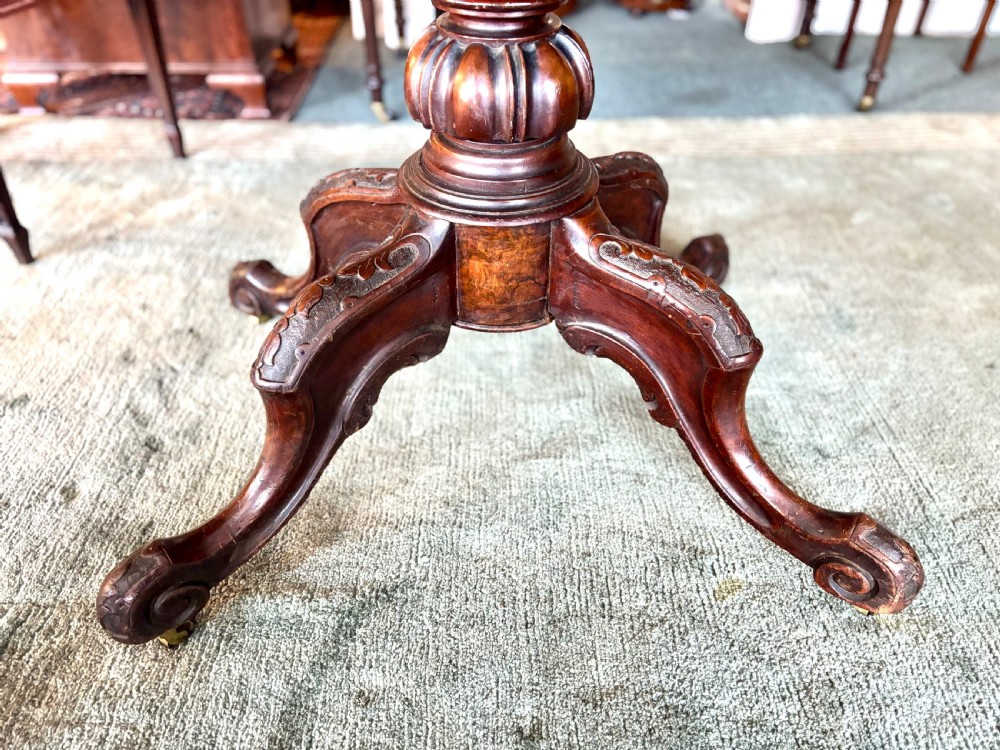 Victorian burr walnut oval dining table View III