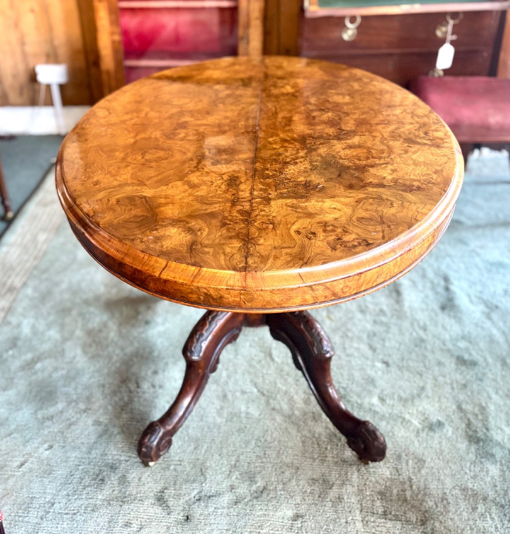 Victorian burr walnut oval dining table View VI