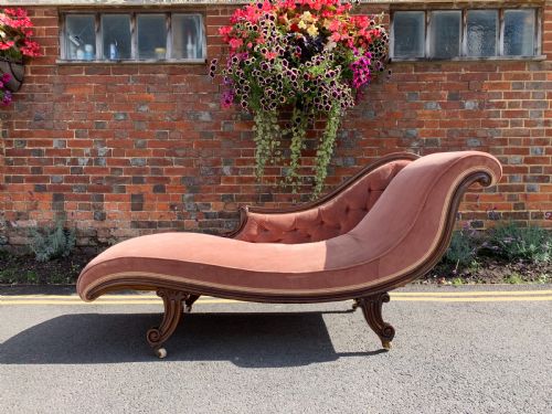 Victorian Walnut Chaise Longue
