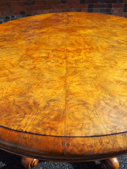 VICTORIAN FIGURED WALNUT LOO TABLE - ADDITIONAL PHOTO 7