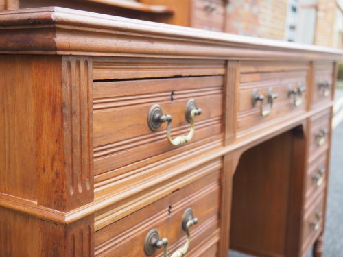 VICTORIAN WALNUT DESK BY MAPLES - ADDITIONAL PHOTO 15