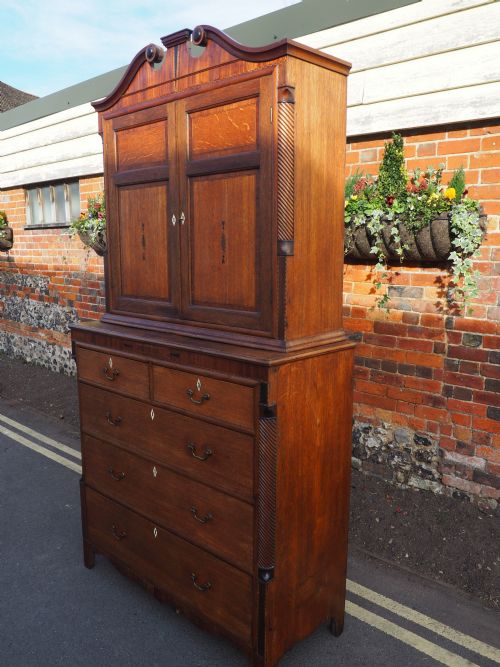 GEORGIAN OAK HOUSEKEEPERS CUPBOARD - ADDITIONAL PHOTO 6