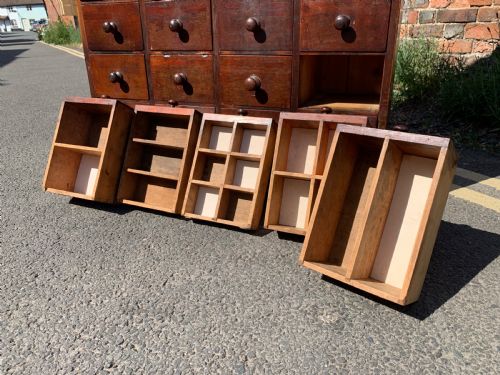 VICTORIAN MAHOGANY BANK OF DRAWERS - ADDITIONAL PHOTO 5