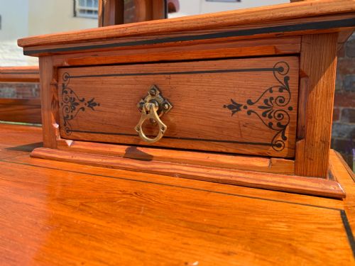 AESTHETICALLY INFLUENCED DRESSING TABLE - ADDITIONAL PHOTO 2