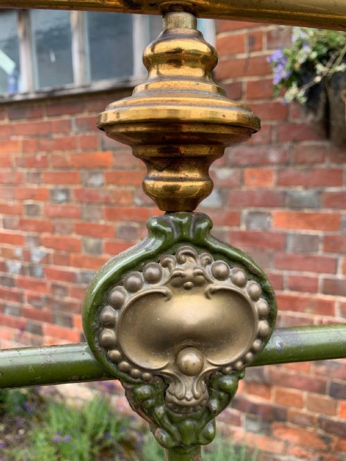 VICTORIAN BRASS AND IRON DOUBLE BED - ADDITIONAL PHOTO 4