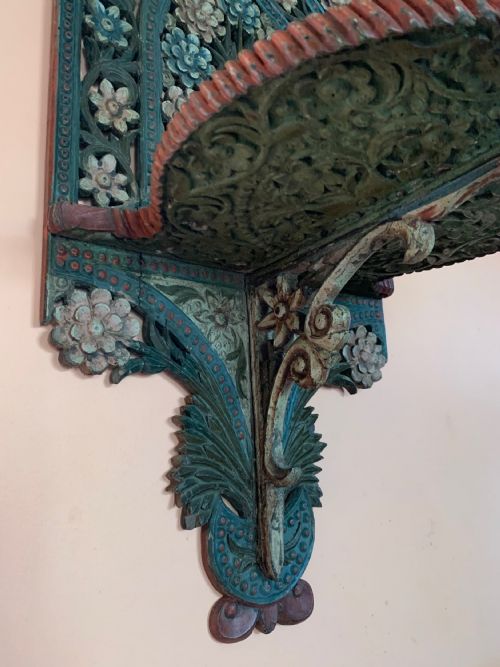 NINETEENTH CENTURY TURBAN STAND - ADDITIONAL PHOTO 3