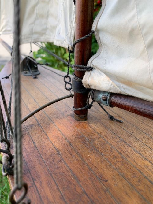 LARGE POND YACHT - ADDITIONAL PHOTO 3