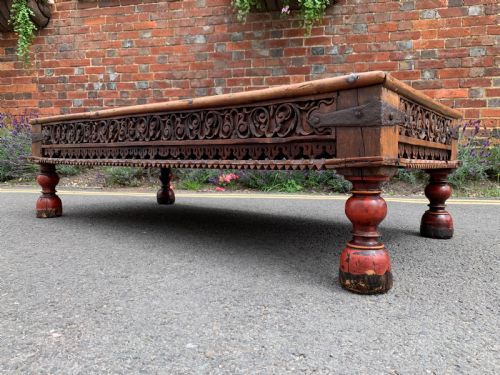 ANTIQUE INDIAN TAKHAT COFFEE TABLE - ADDITIONAL PHOTO 2