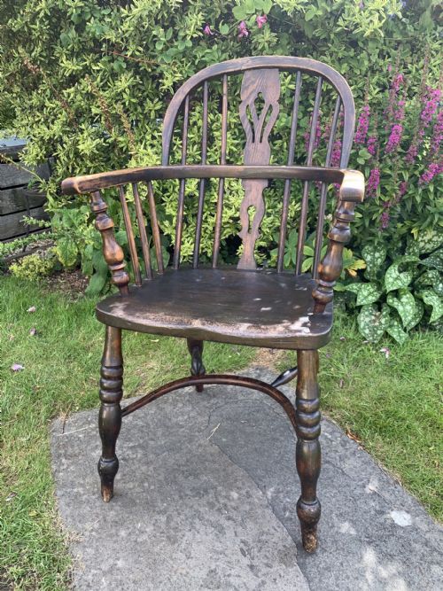 nineteenth century windsor armchair - CATEGORY: ANTIQUE CHAIRS - DATED 1850