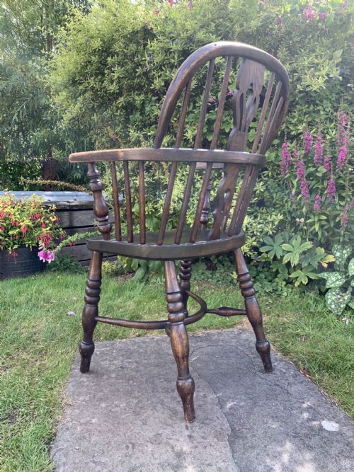 NINETEENTH CENTURY WINDSOR ARMCHAIR - ADDITIONAL PHOTO 2