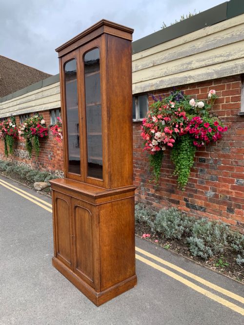 NINETEENTH CENTURY OAK BOOKCASE - ADDITIONAL PHOTO 1
