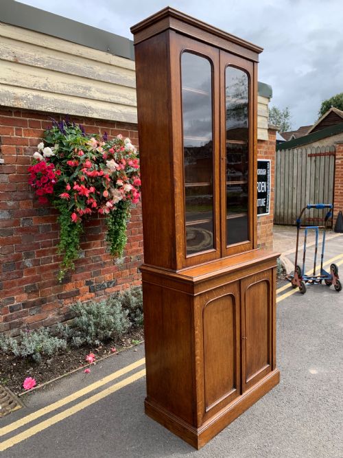 NINETEENTH CENTURY OAK BOOKCASE - ADDITIONAL PHOTO 11