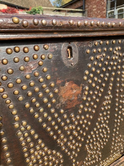 NINETEENTH CENTURY ZANZIBAR TRUNK - ADDITIONAL PHOTO 11