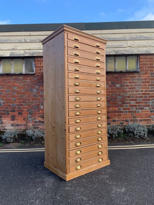 pine collectors cabinet - CATEGORY: ANTIQUE CABINETS - DATED 1890