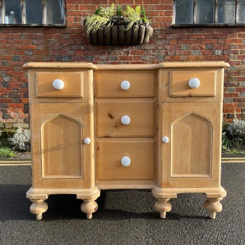 early victorian pine sideboard - CATEGORY: ANTIQUE SIDEBOARDS - DATED 1850