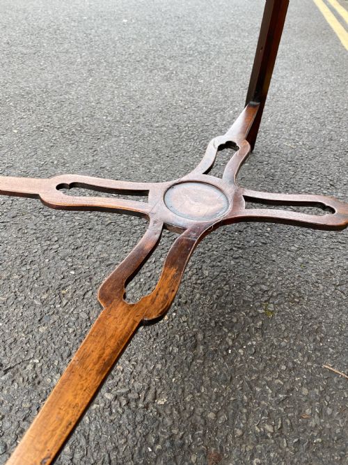 CHIPPENDALE PERIOD PEMBROKE TABLE - ADDITIONAL PHOTO 10