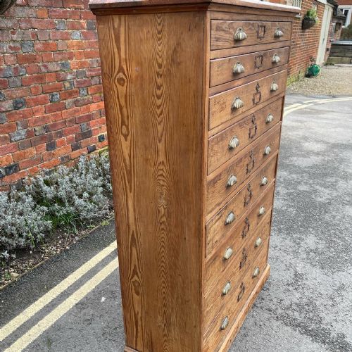 TALL PITCH PINE CHEST - ADDITIONAL PHOTO 3