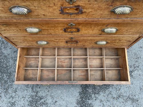 TALL PITCH PINE CHEST - ADDITIONAL PHOTO 6