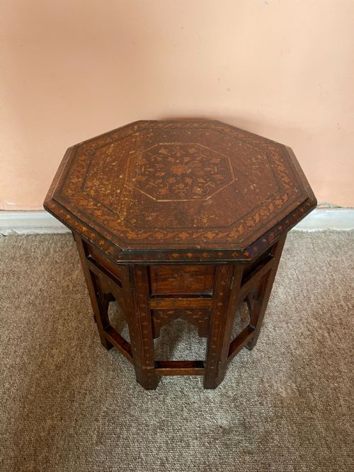 SMALL INLAID HOSHIARPUR TABLE - ADDITIONAL PHOTO 3