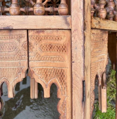 MIDDLE EASTERN INLAID FOLDING TABLE - ADDITIONAL PHOTO 4