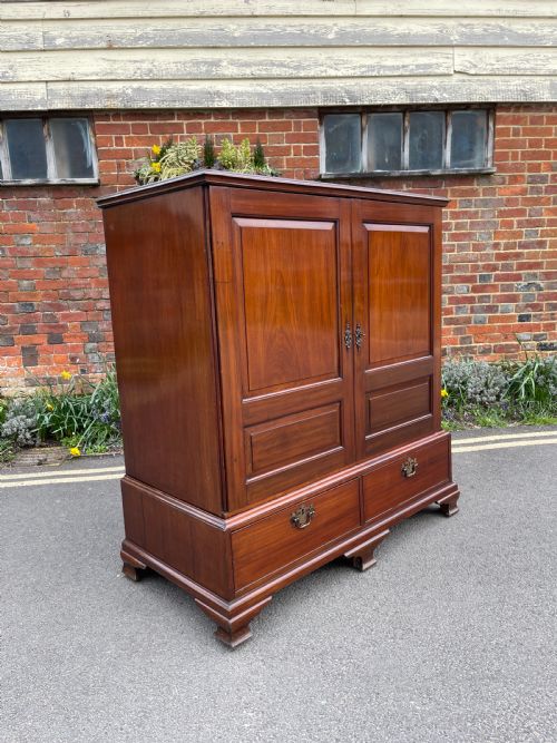 EIGHTEENTH CENTURY MAHOGANY DWARF PRESS CUPBOARD - ADDITIONAL PHOTO 10