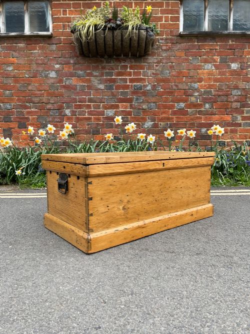 victorian pine carpenters chest - CATEGORY: ANTIQUE CHESTS - DATED 19TH CENTURY