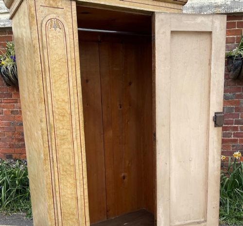 VICTORIAN PAINTED PINE BEDROOM PAIR - ADDITIONAL PHOTO 10