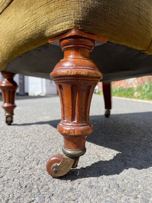 VICTORIAN WALNUT CHAIR - ADDITIONAL PHOTO 2