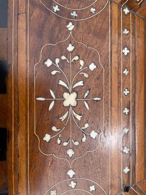 INLAID HOSHIARPUR TABLE - ADDITIONAL PHOTO 4