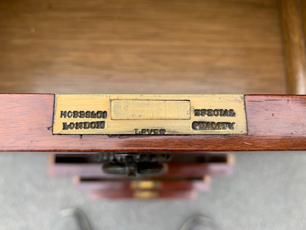 Satinwood pedestal chest  View VII