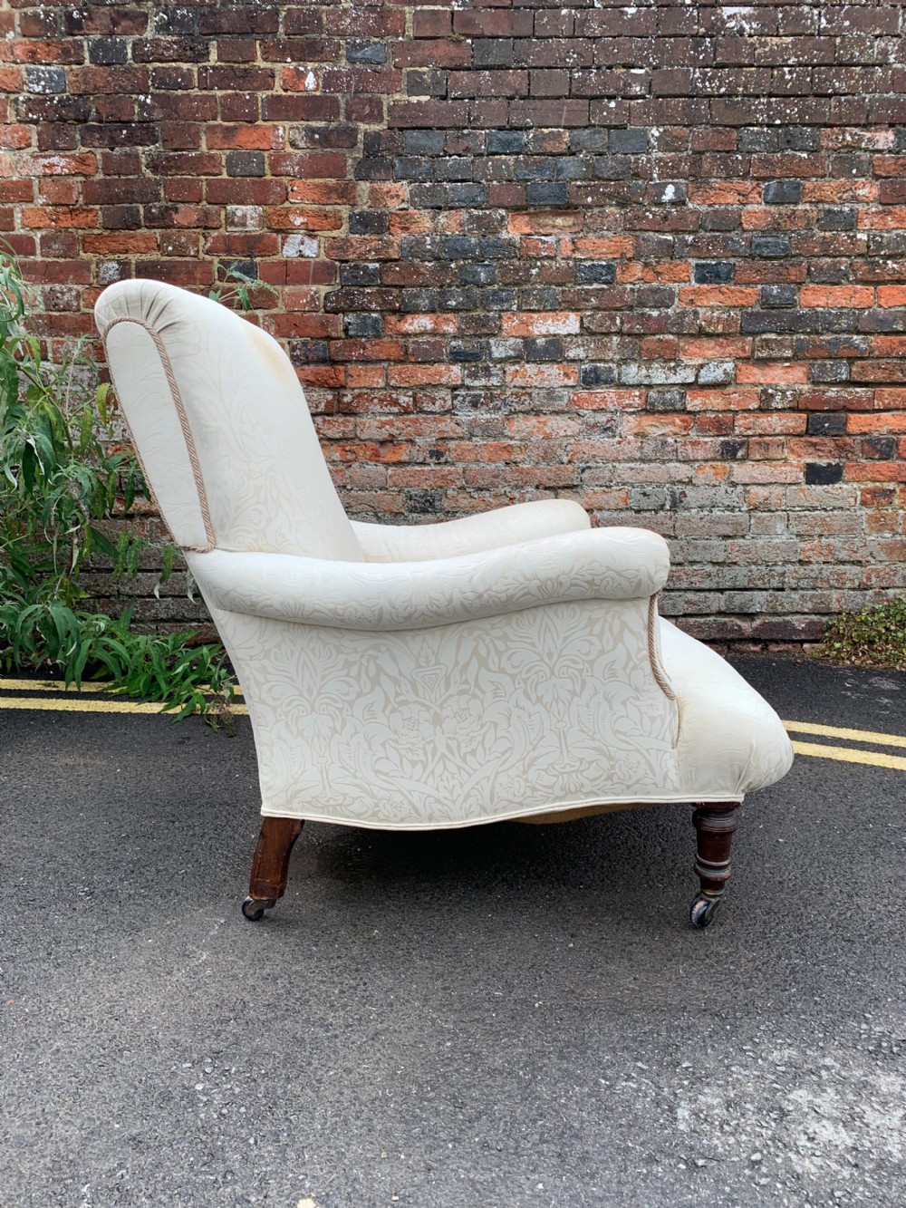 Walnut armchair  View IV