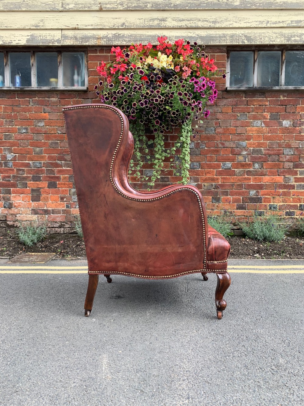 Victorian leather armchair  View IV
