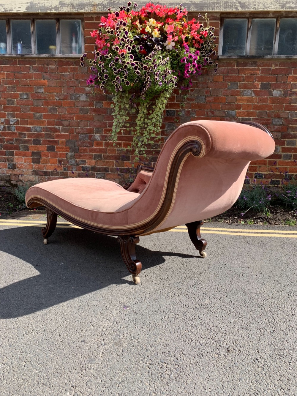 Victorian Walnut chaise longue  View V