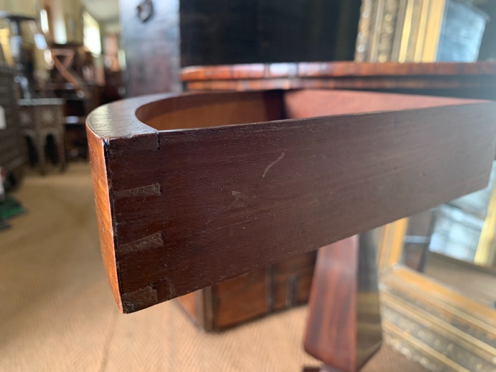 Small pedestal drum table View VII
