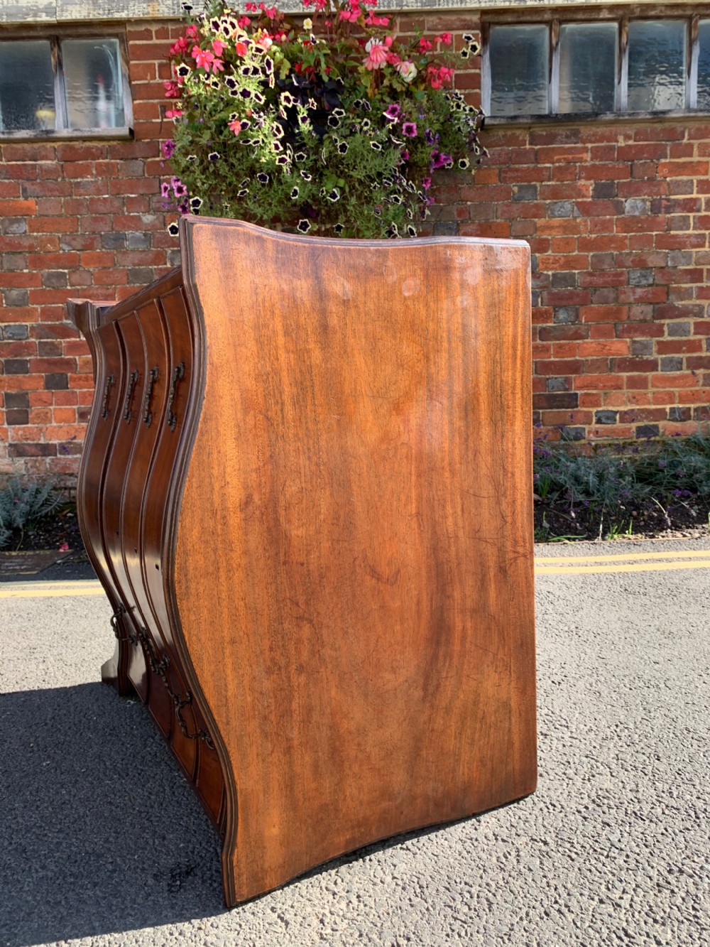 Chippendale revival serpentine chest  View VIII