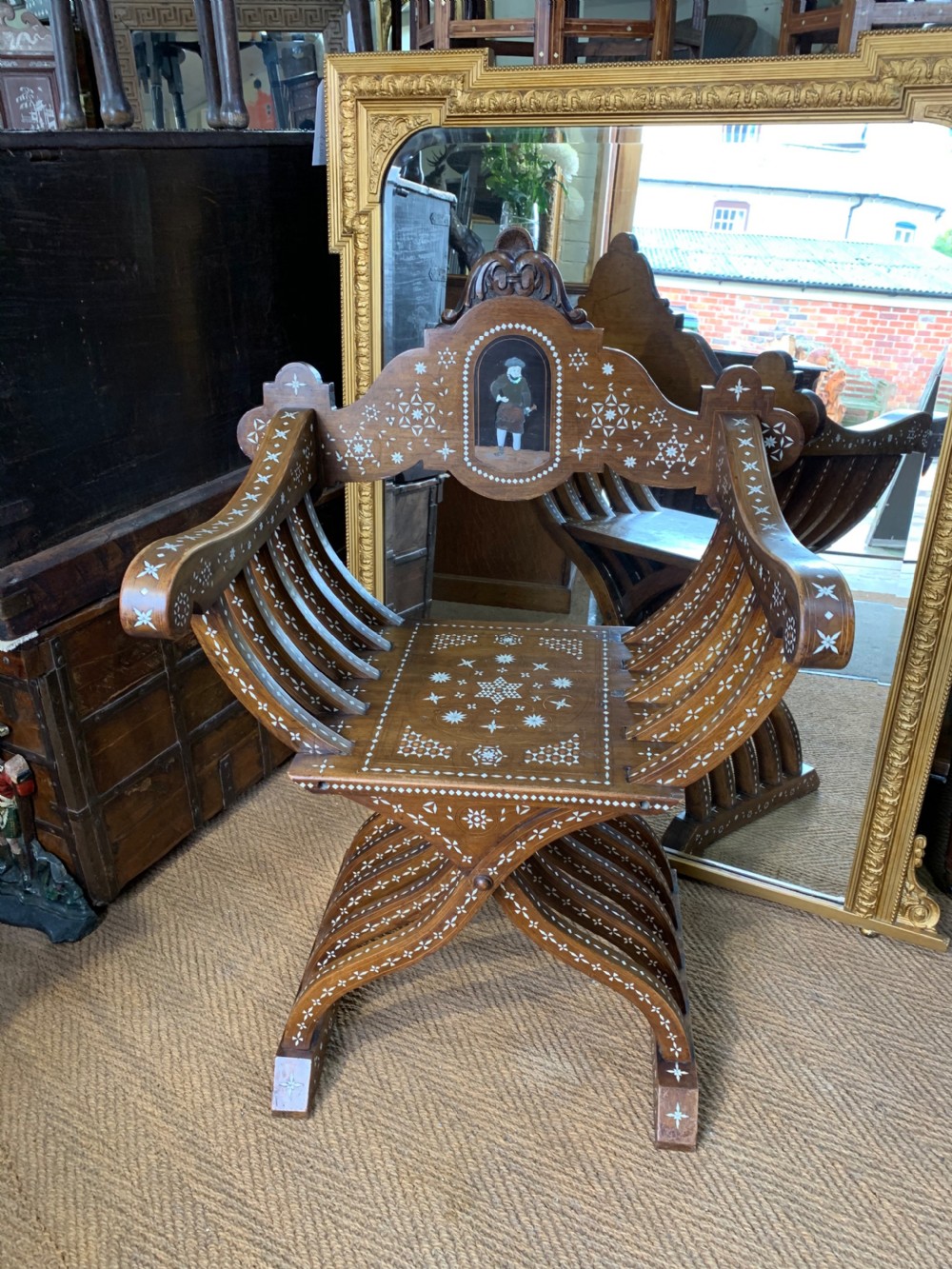 Italian Savonarola chair 