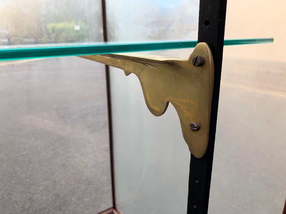 Shop display cabinet  View VIII