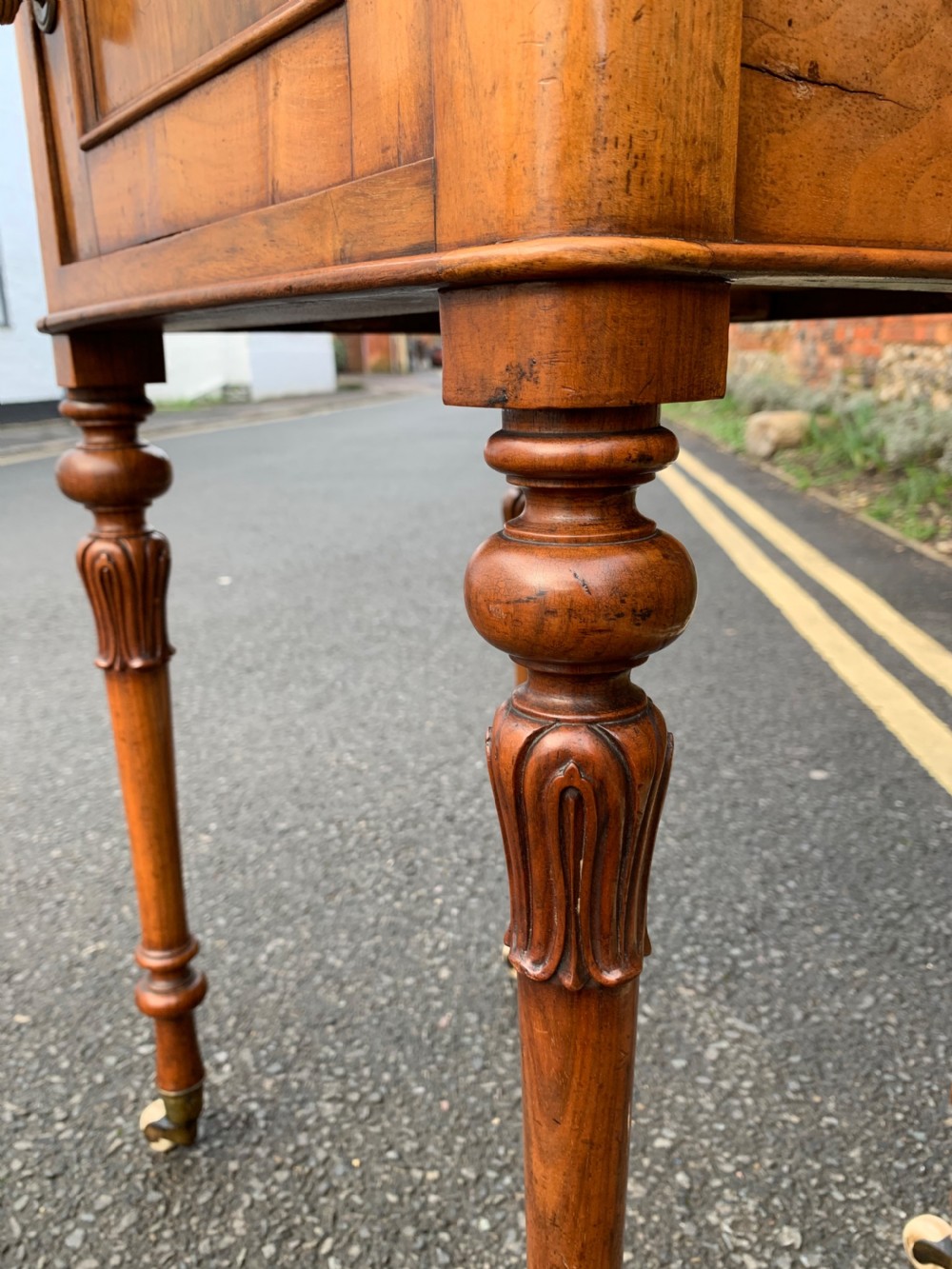 Early Victorian Walnut bedside cupboard  View IV