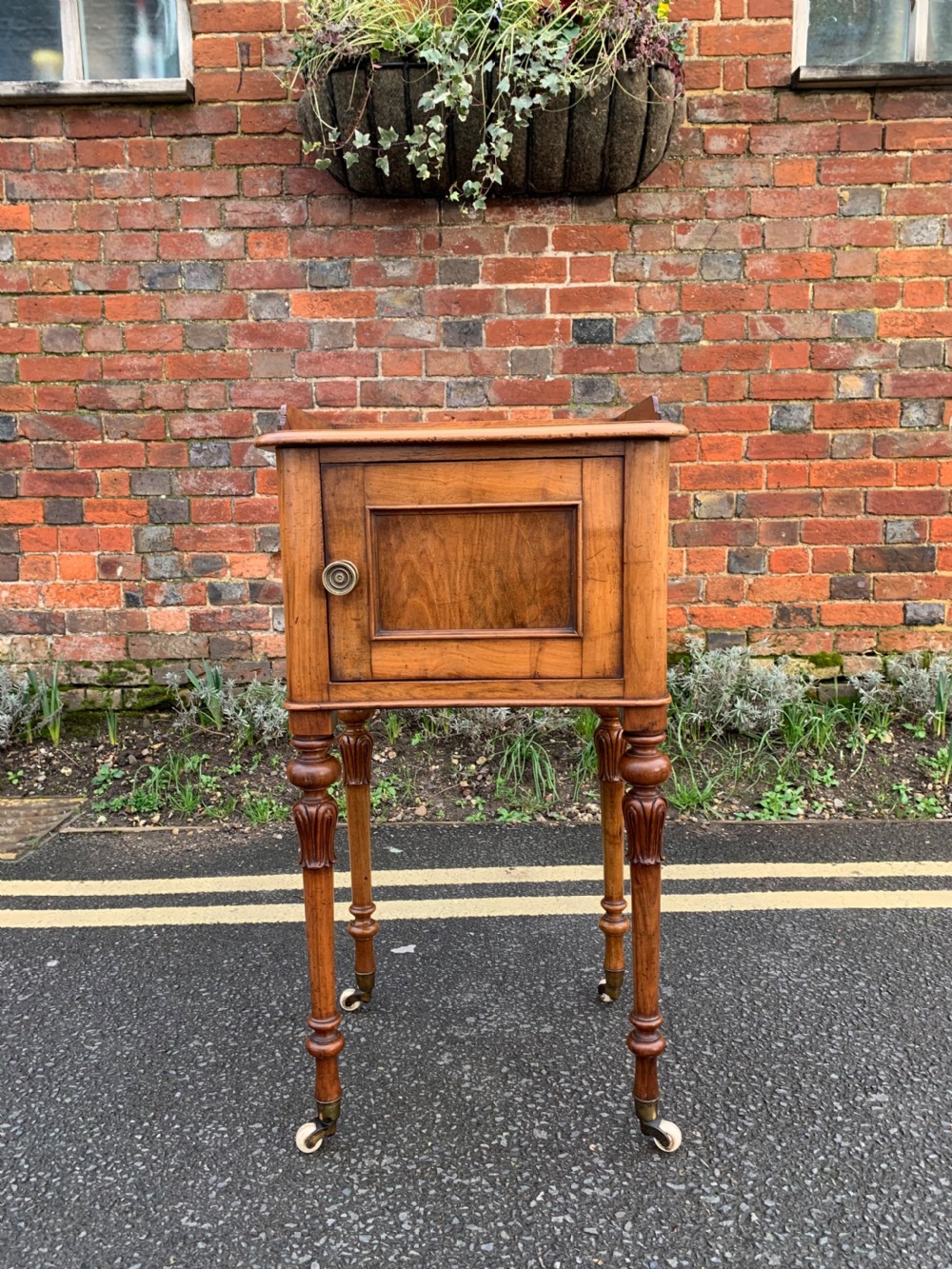 Early Victorian Walnut bedside cupboard  View VII