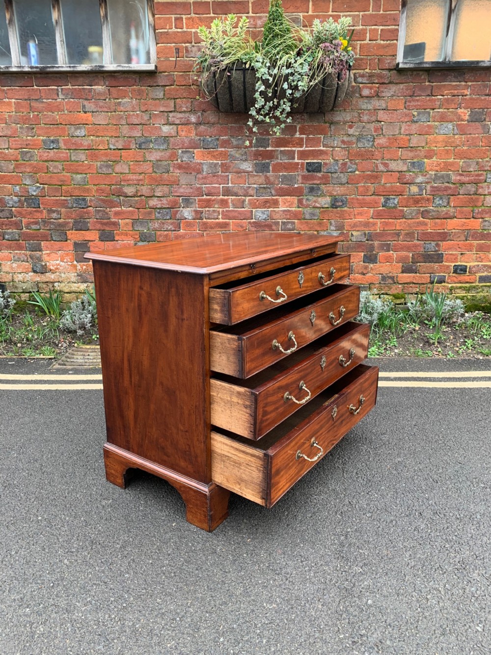 Georgian Mahogany chest  View IV