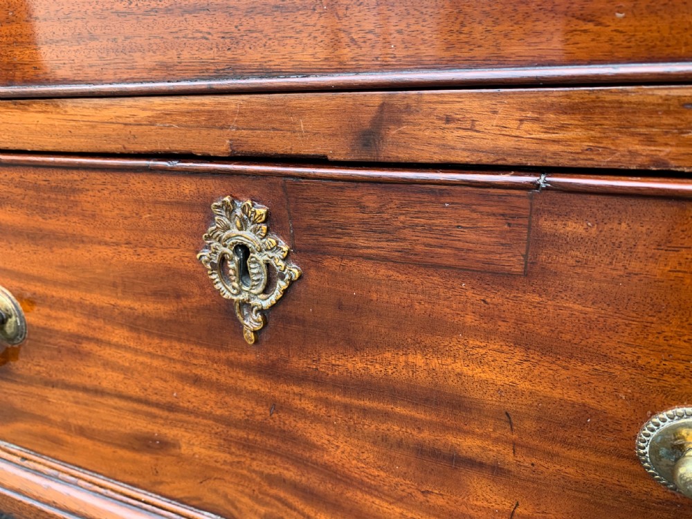 Georgian Mahogany chest  View XI