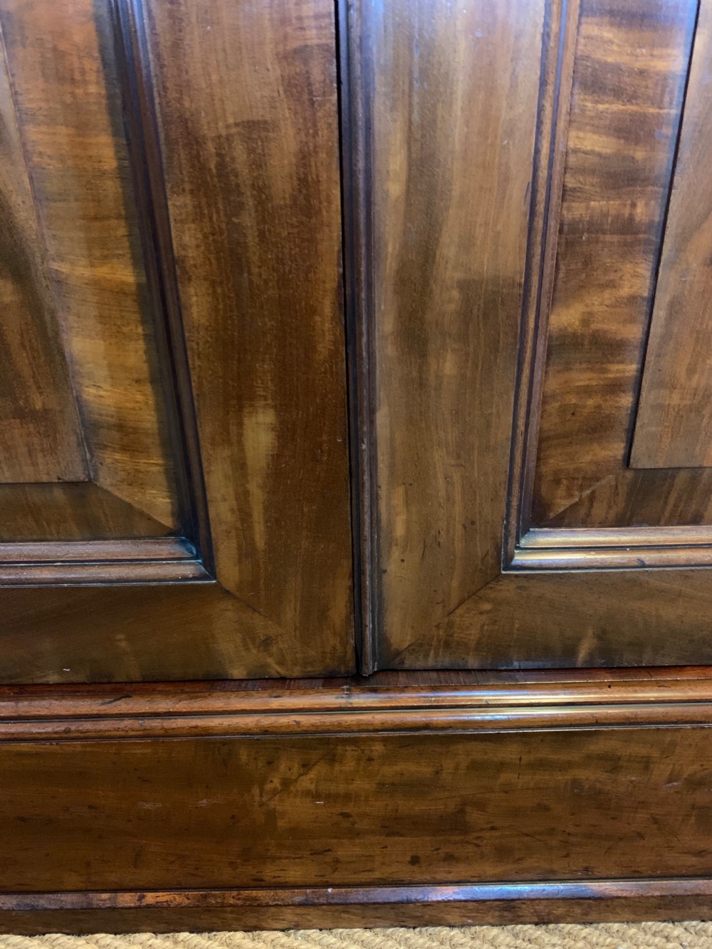 Quality Victorian Mahogany wardrobe  View X