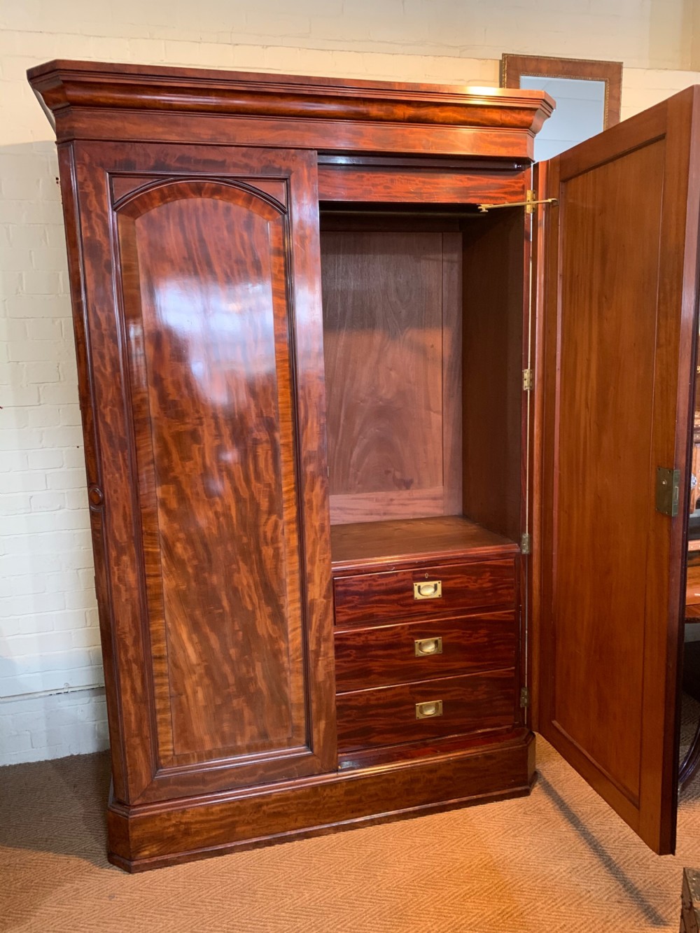 Quality Victorian Mahogany wardrobe  View XI