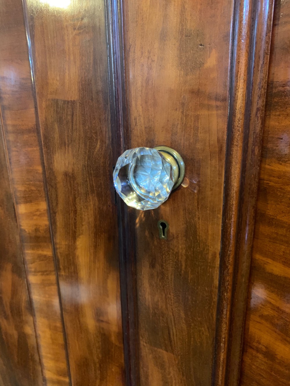 Quality Victorian Mahogany wardrobe  View XIII