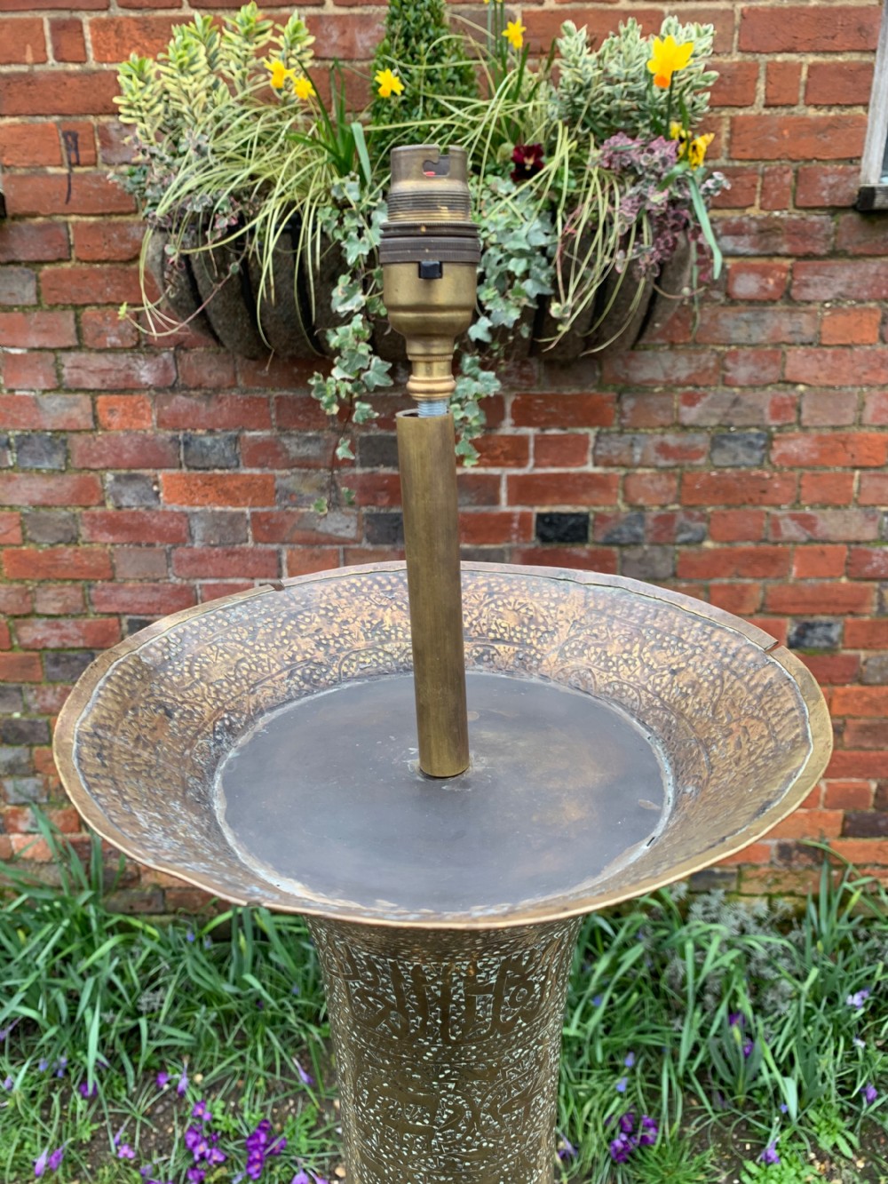 Cairoware brass lamp View II