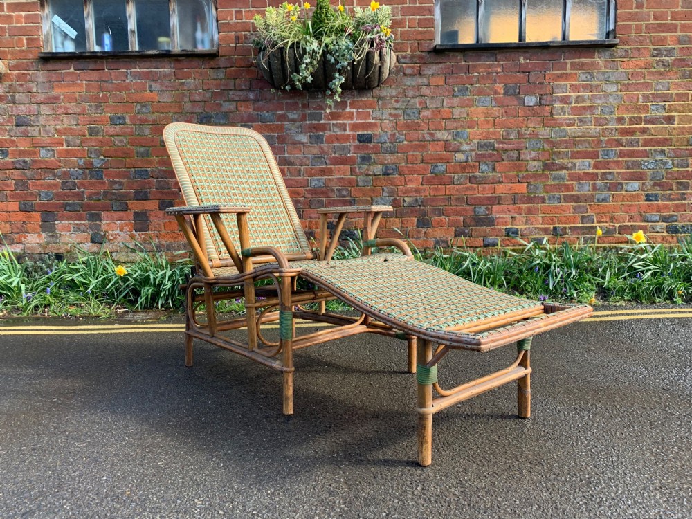 Antique steamer chair 