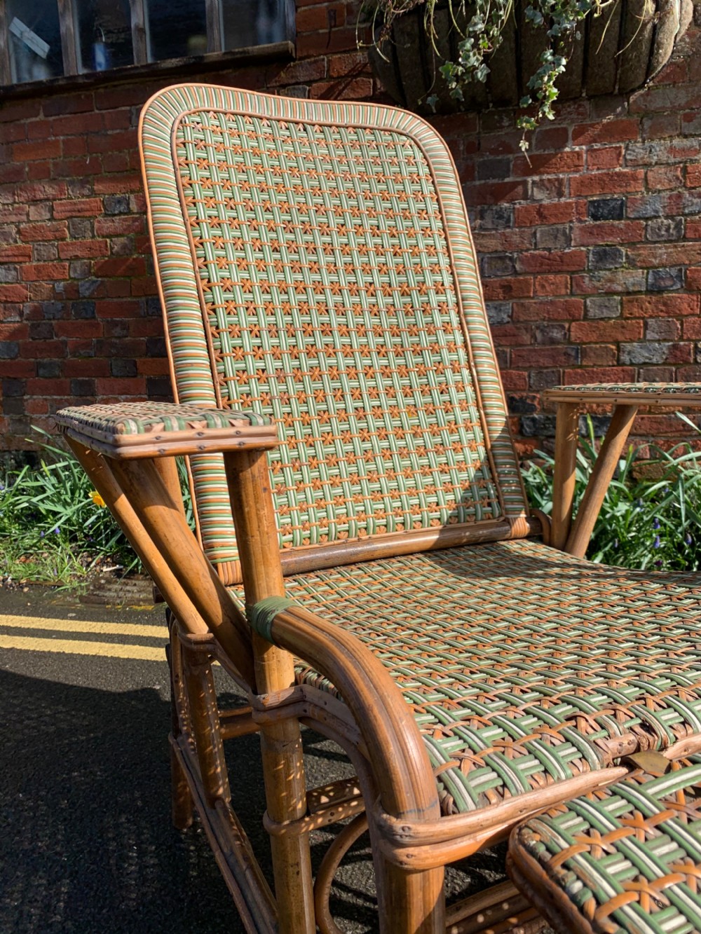 Antique steamer chair  View III