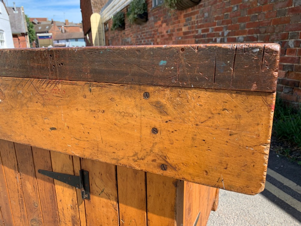 Industrial carpenters workbench  View II