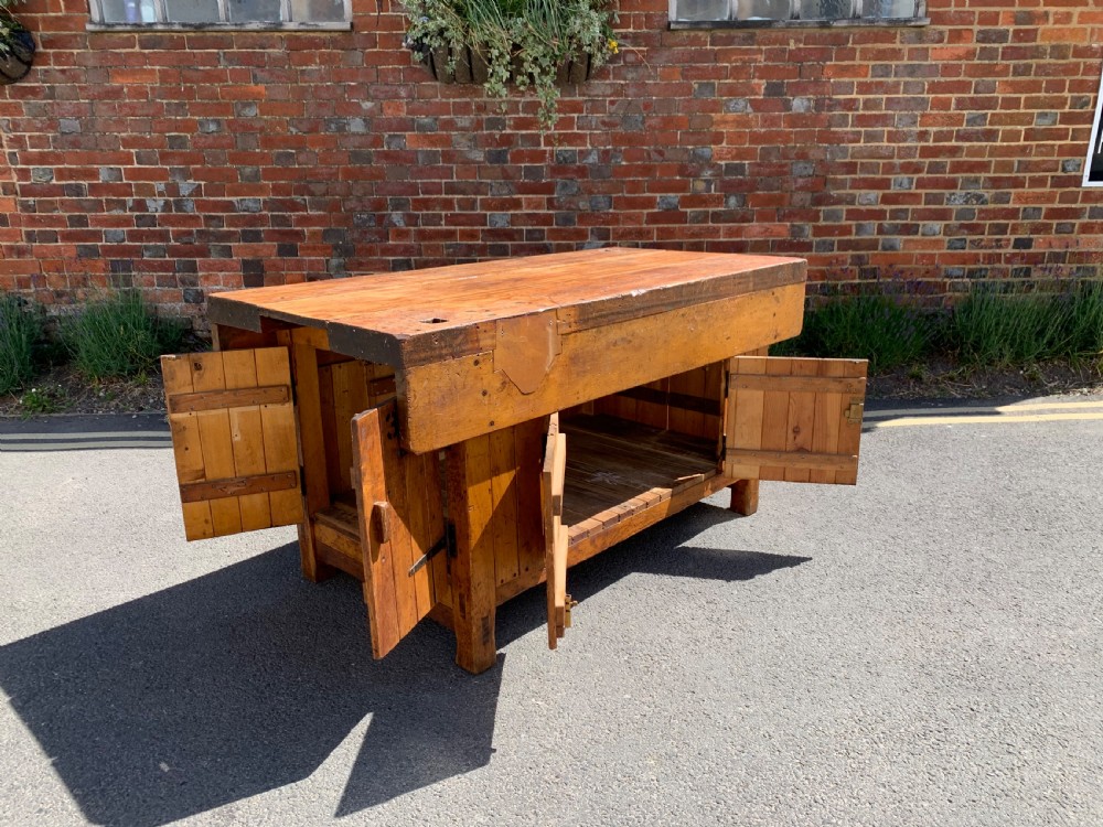 Industrial carpenters workbench  View IX