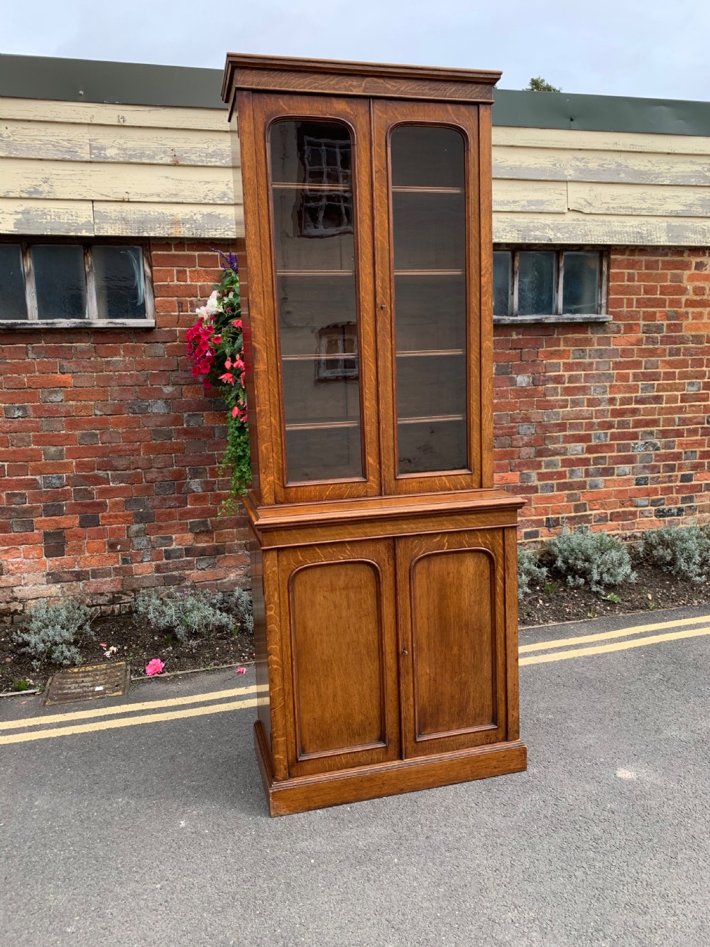 Nineteenth century oak bookcase 
